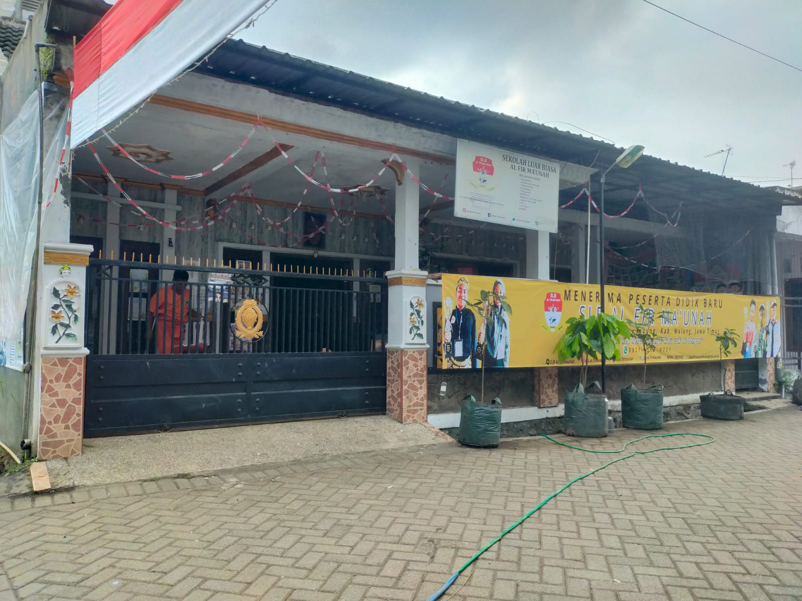 Gedung Sekolah